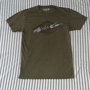 Carlton Long Island New York Olive Green Short Sleeve Graphic Shirt M